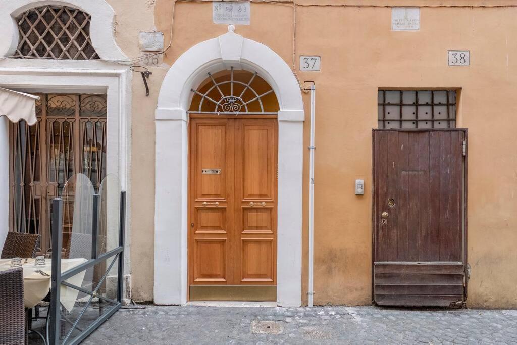 Elegante Rifugio In Centro Storico Tra Piazza Del Popolo E Piazza Di Spagna Apartment Rom